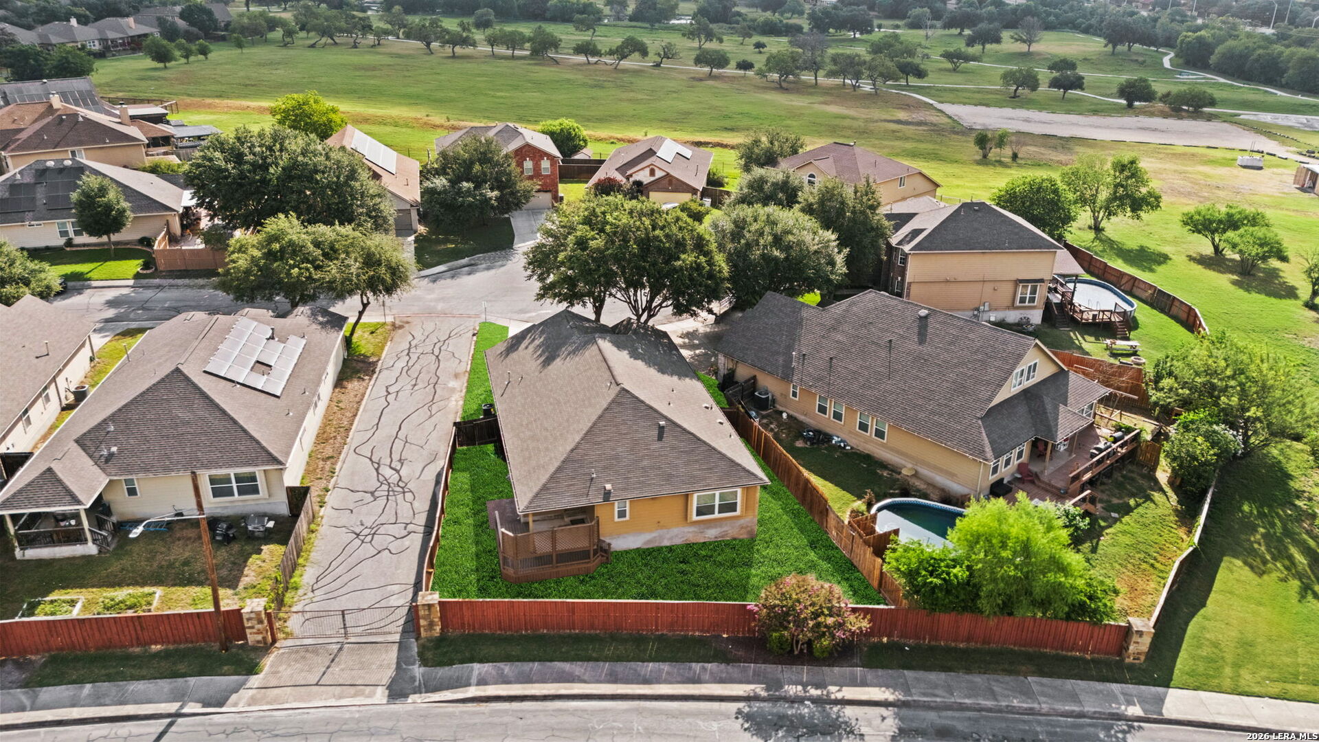 main property photo 27