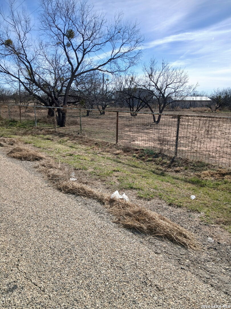 main property photo 10