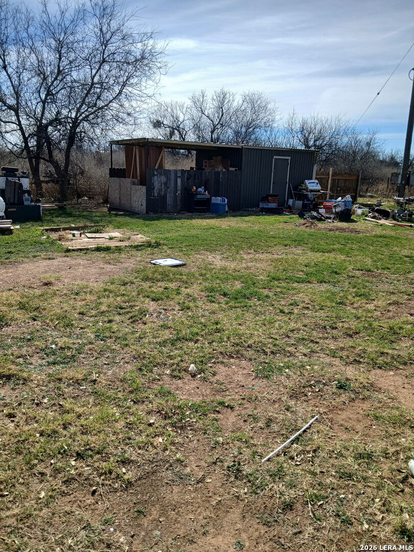main property photo 11