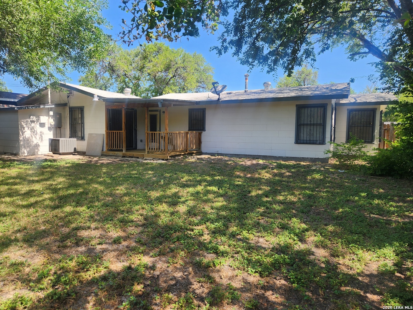 main property photo 22
