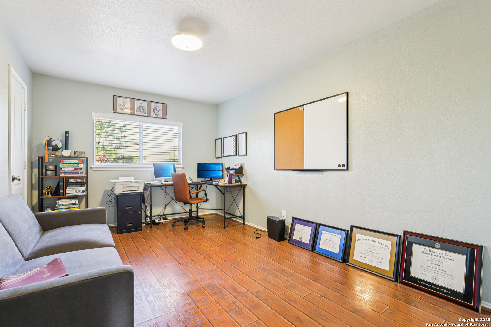 main property photo 7