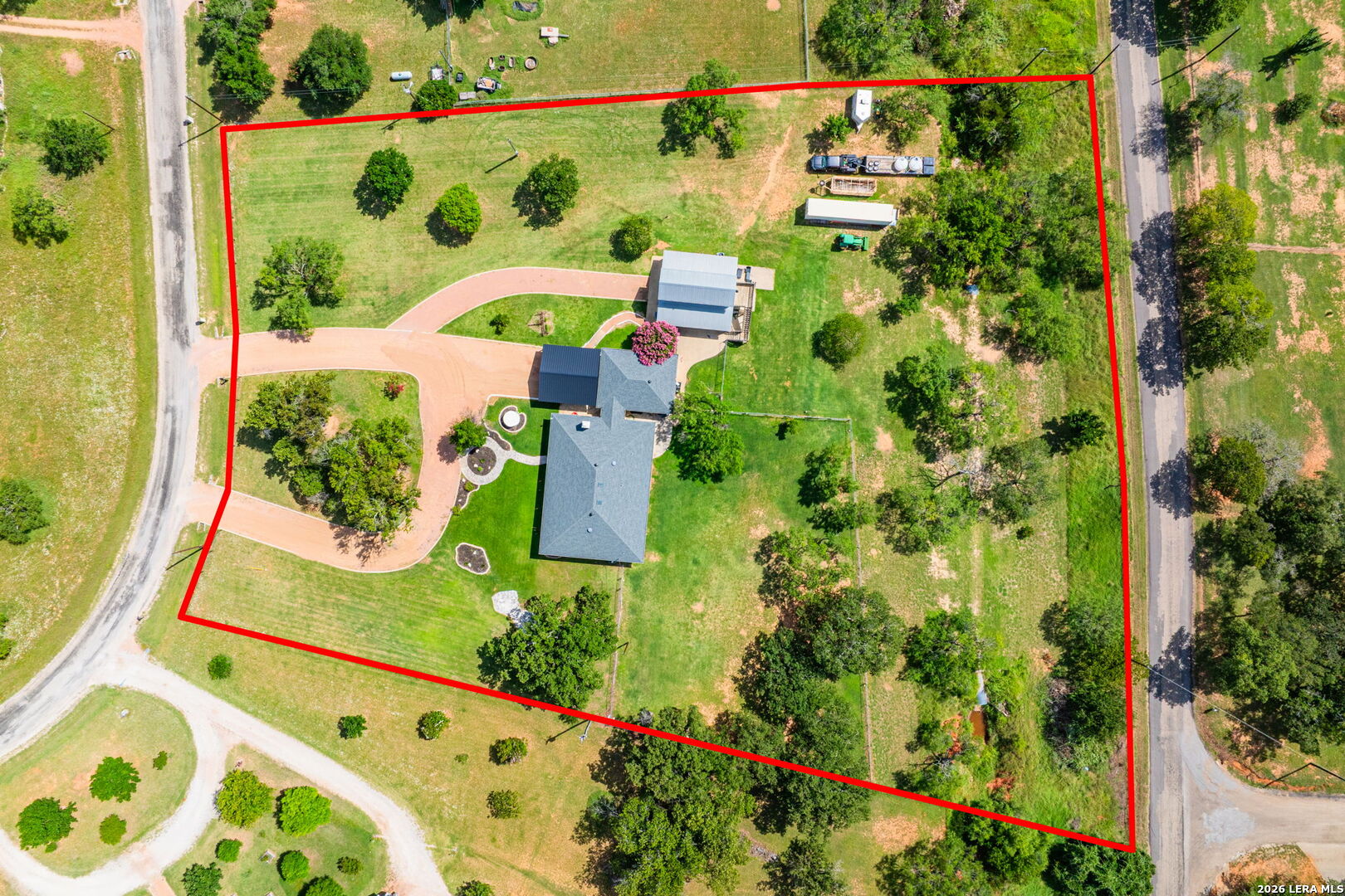 main property photo 36