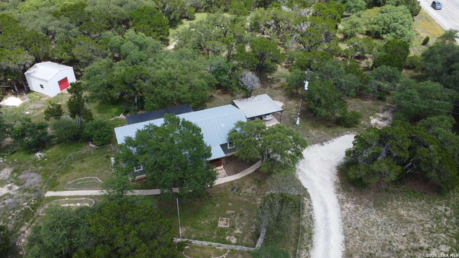 main property photo 8