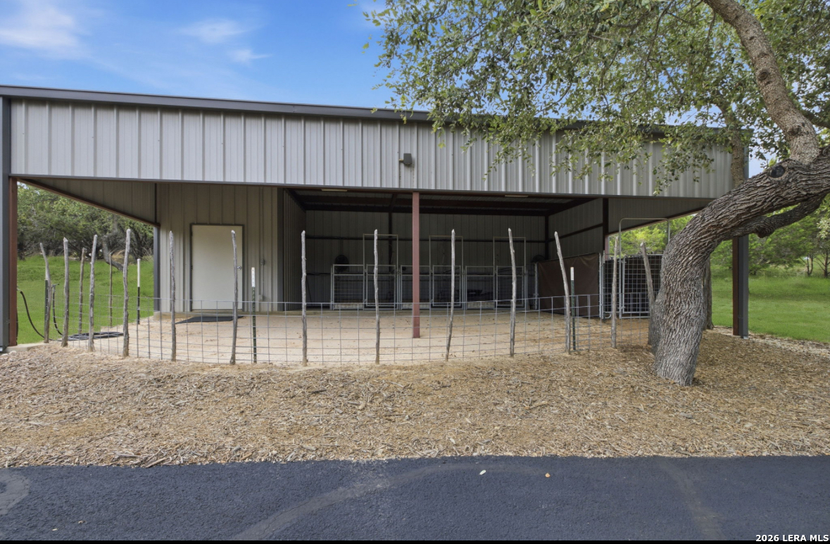 main property photo 38
