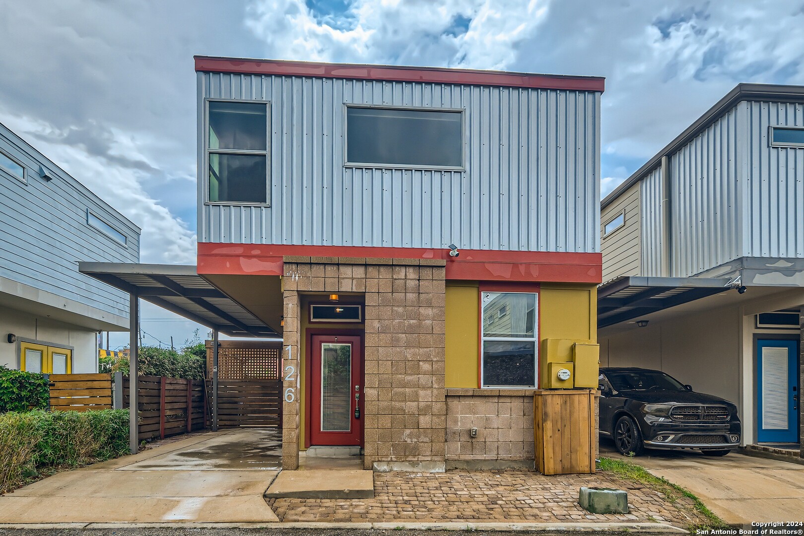 main property photo 1