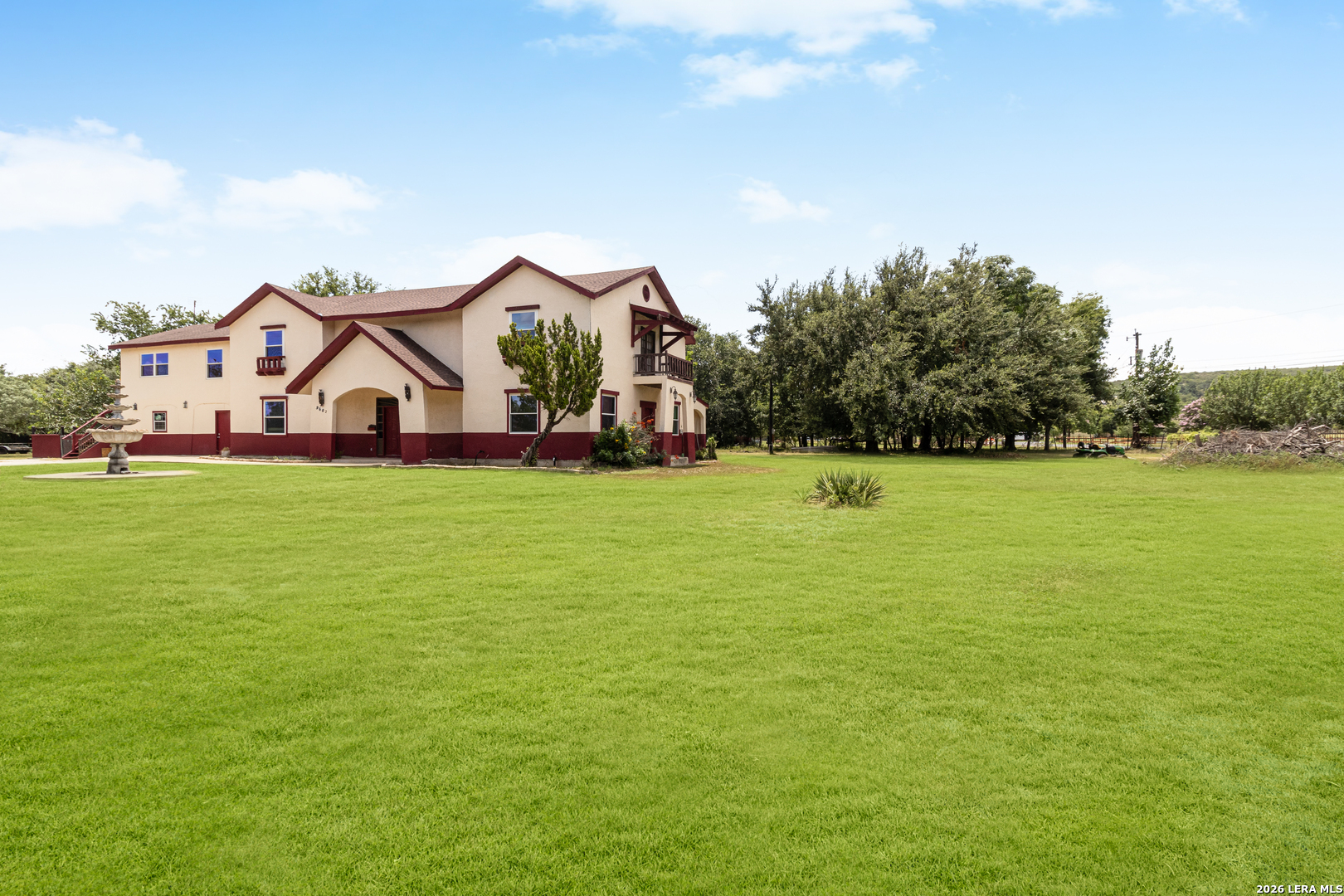 main property photo 33