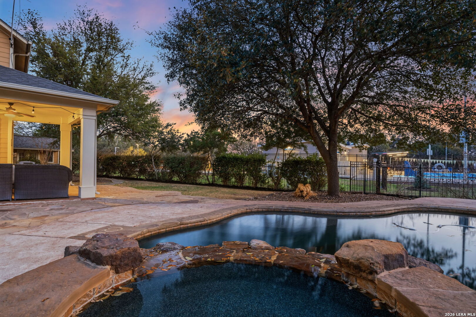 main property photo 36