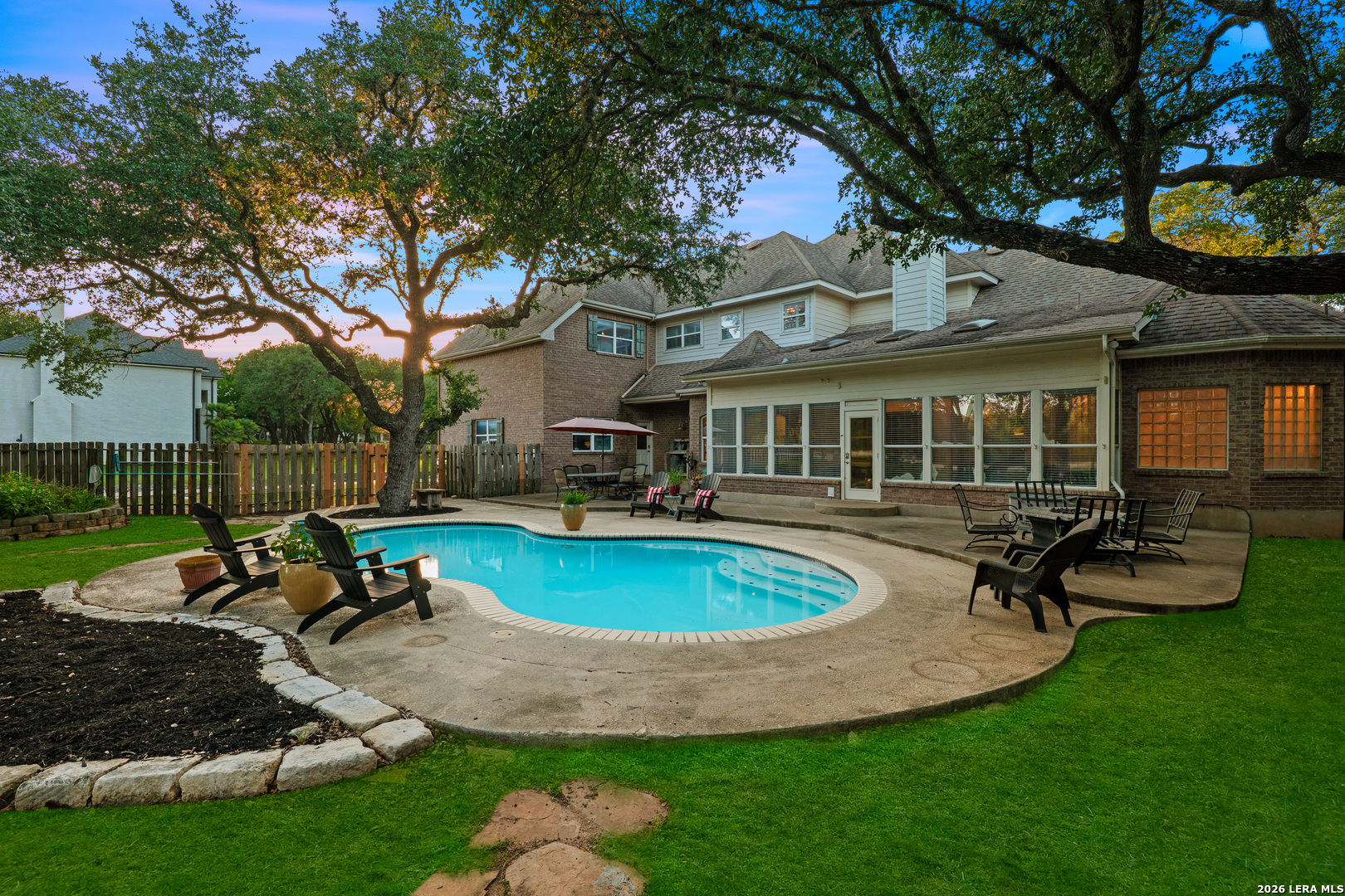 main property photo 31