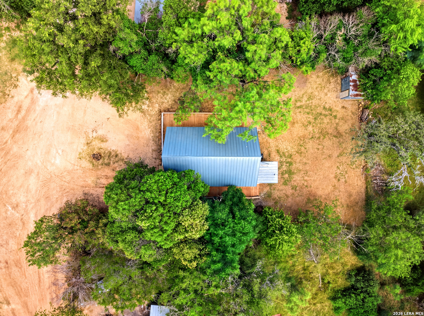main property photo 27