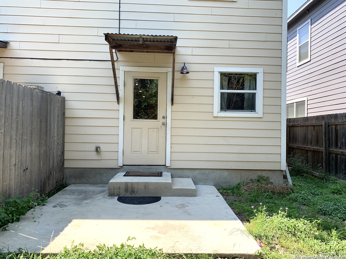 main property photo 17