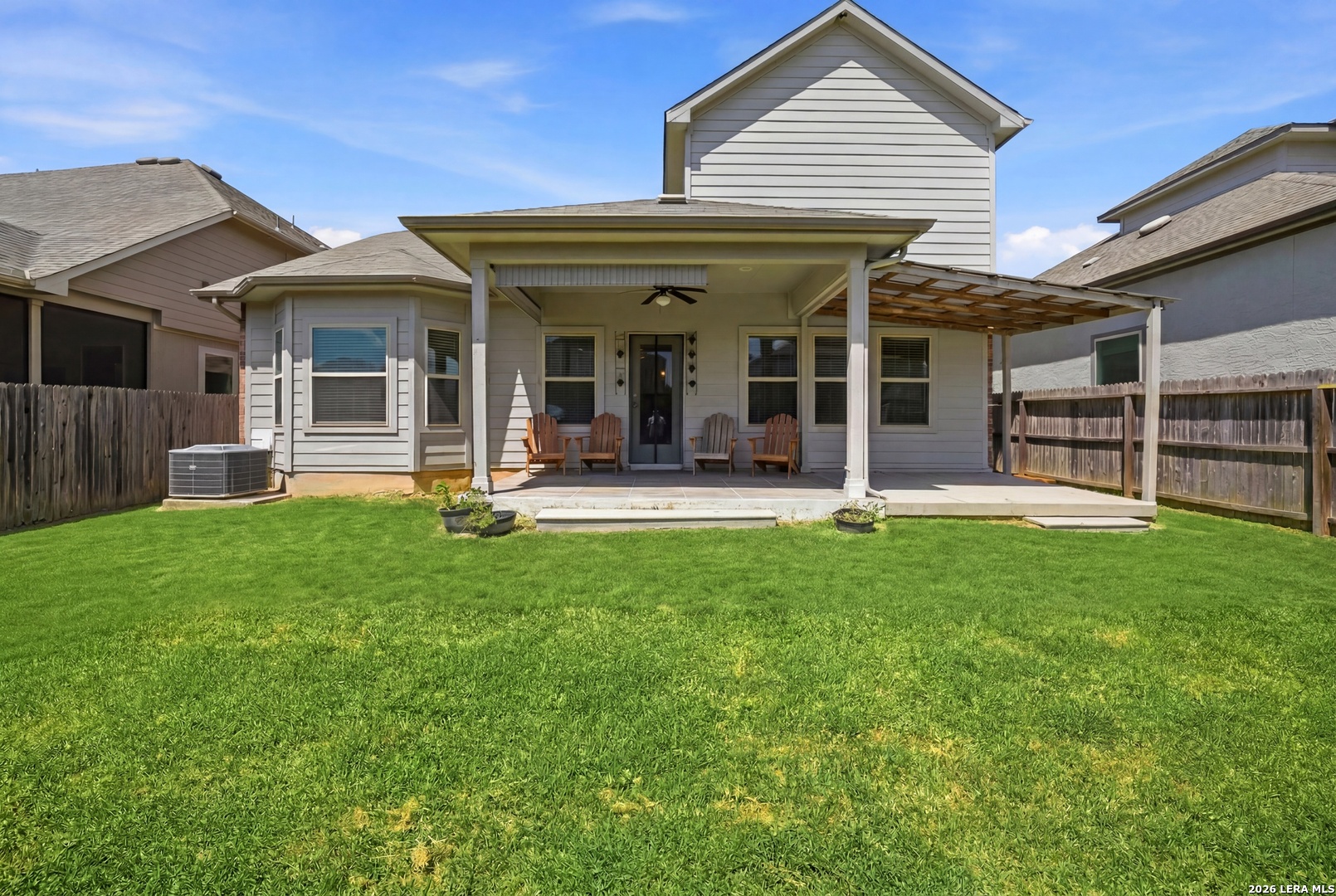 main property photo 28