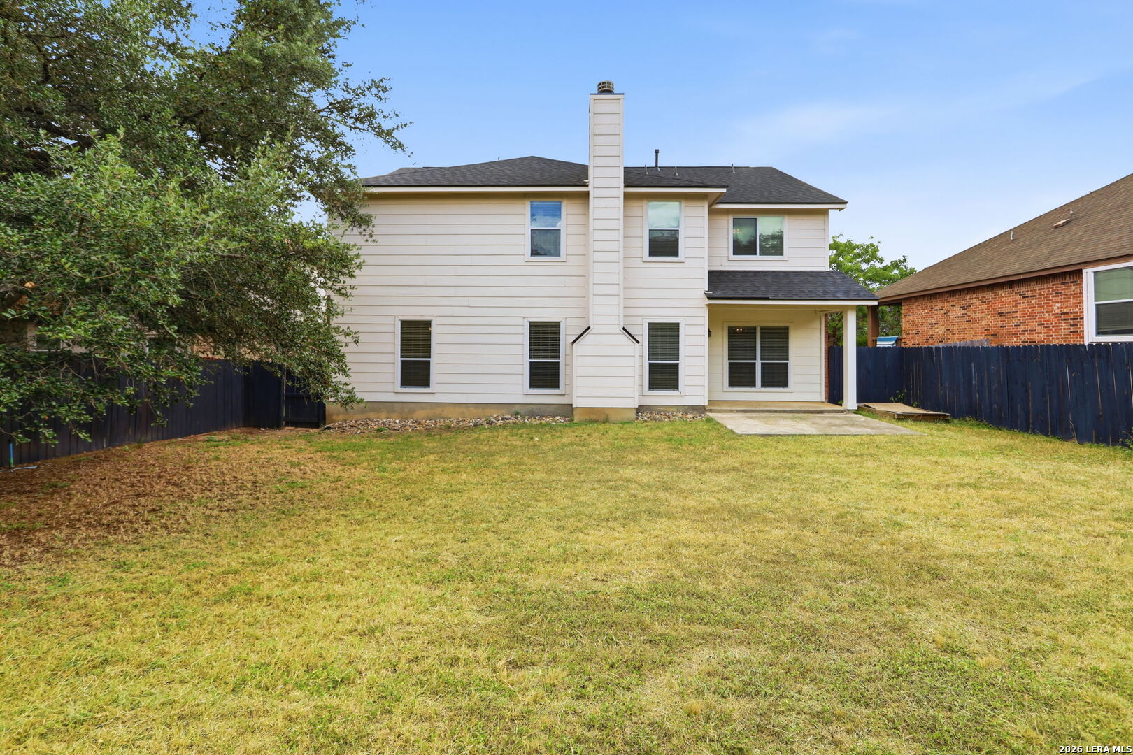 main property photo 37