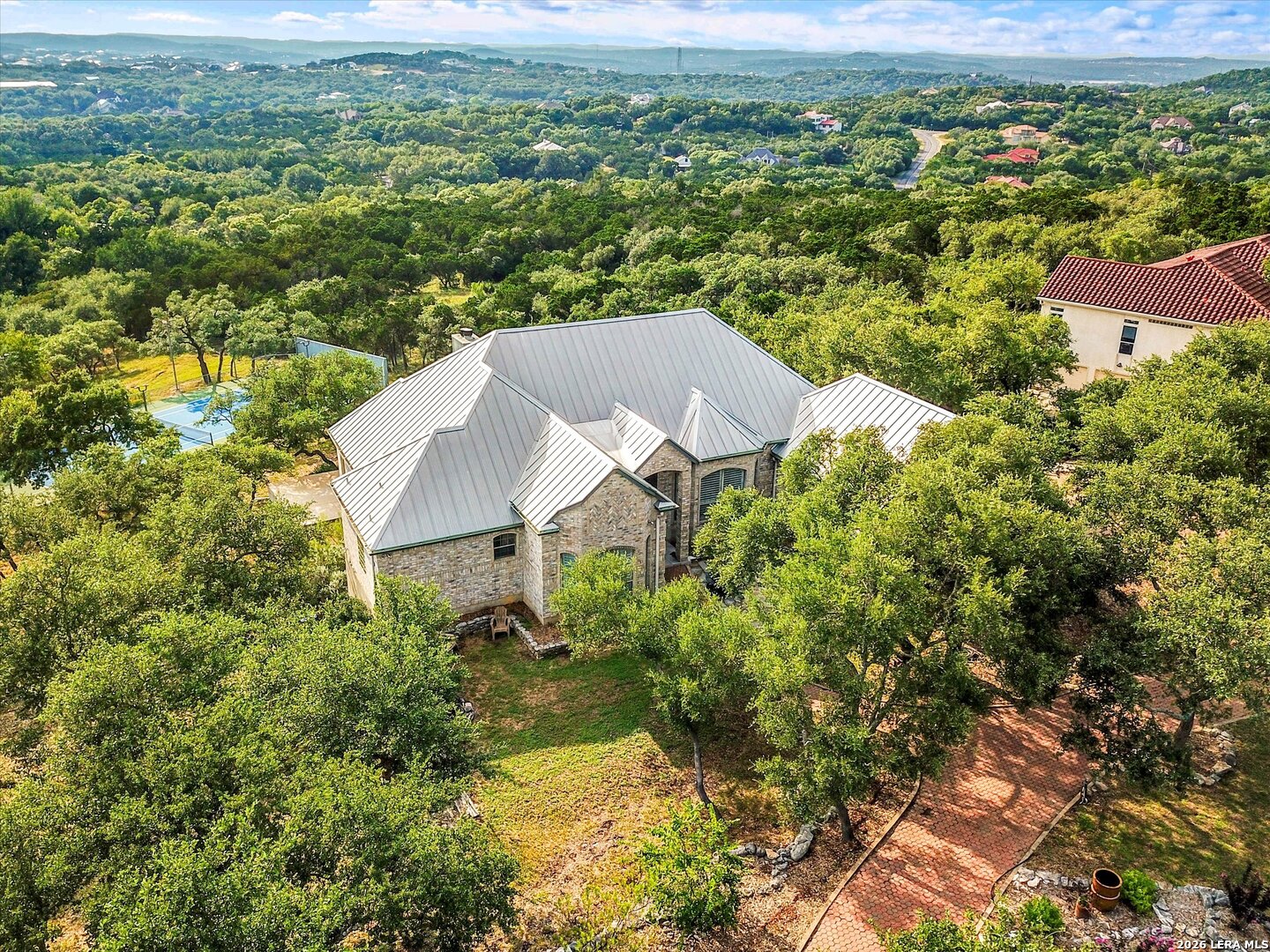 main property photo 41