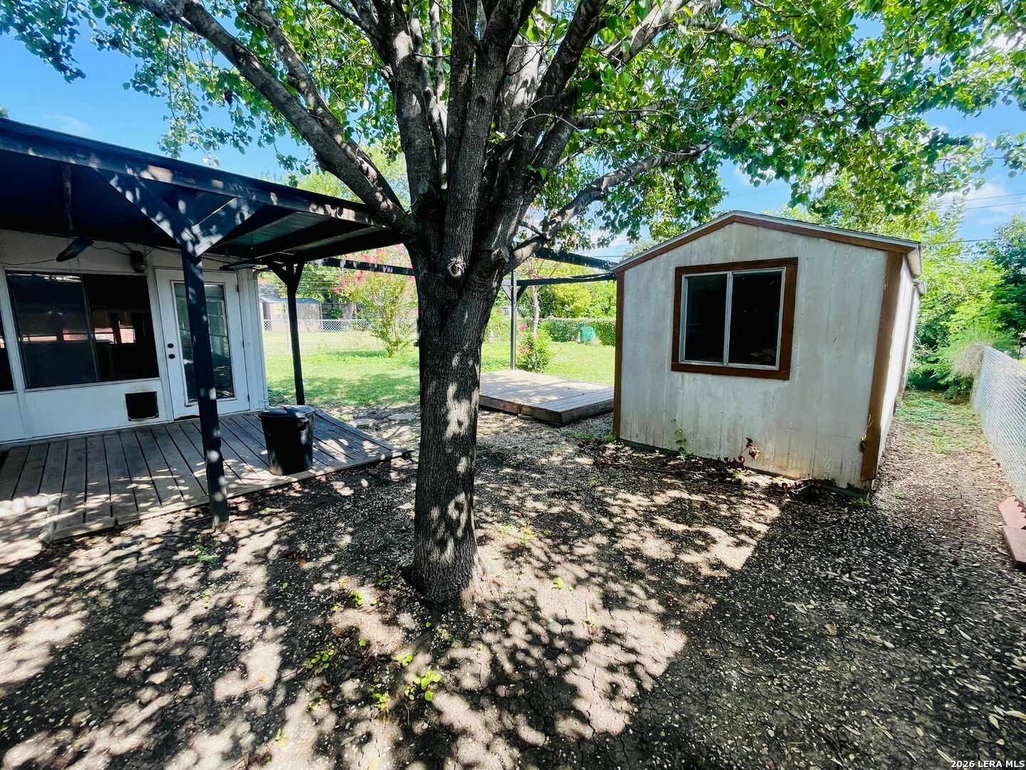 main property photo 10