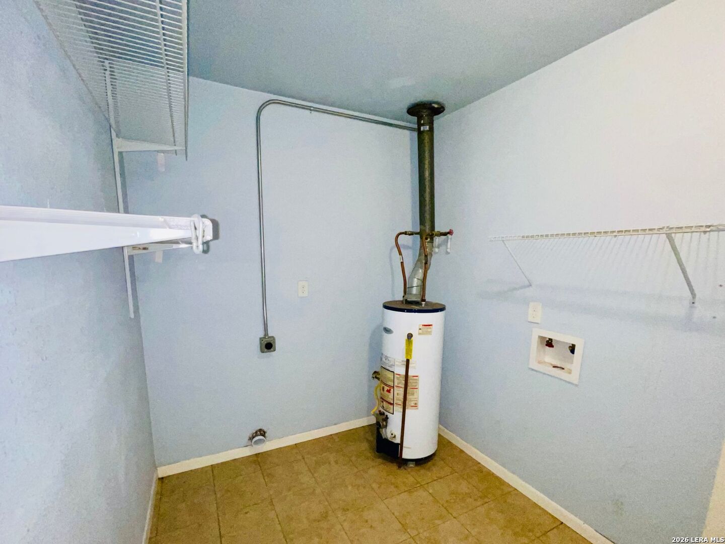 main property photo 14