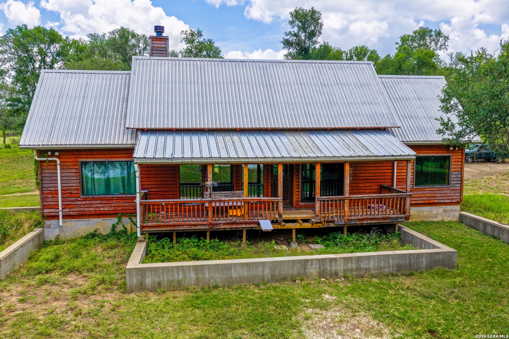 main property photo 31