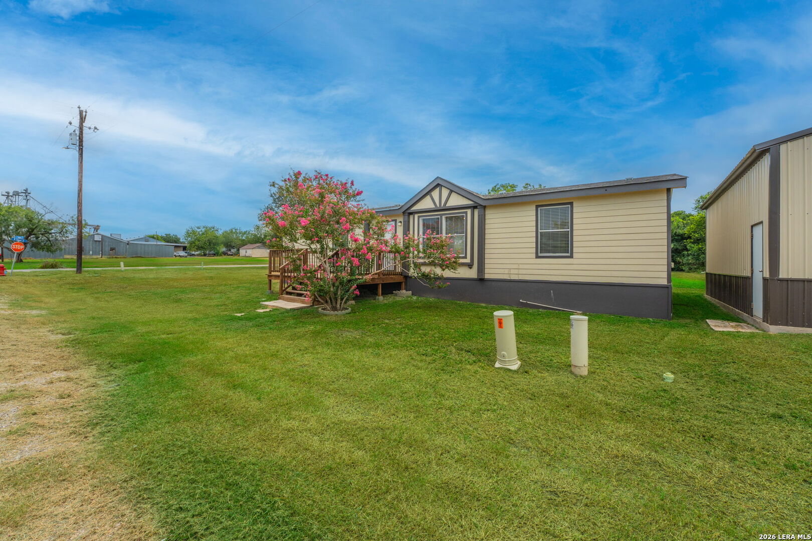 main property photo 21