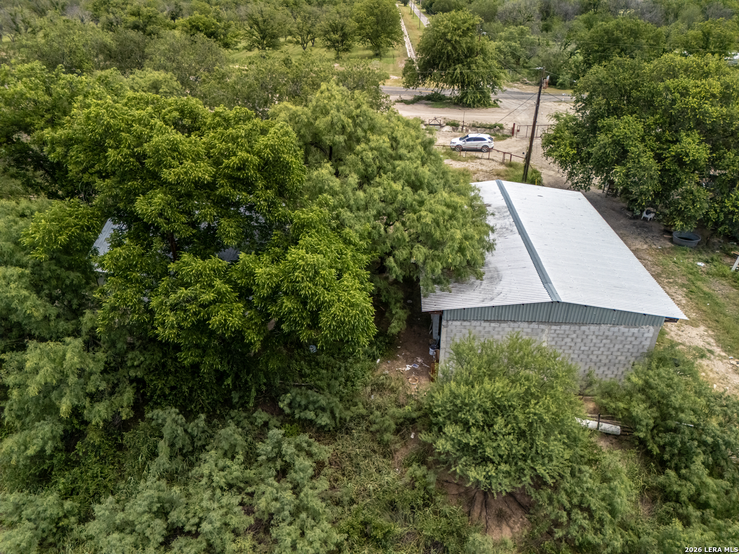 main property photo 11