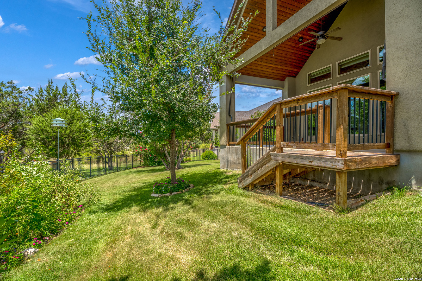 main property photo 33