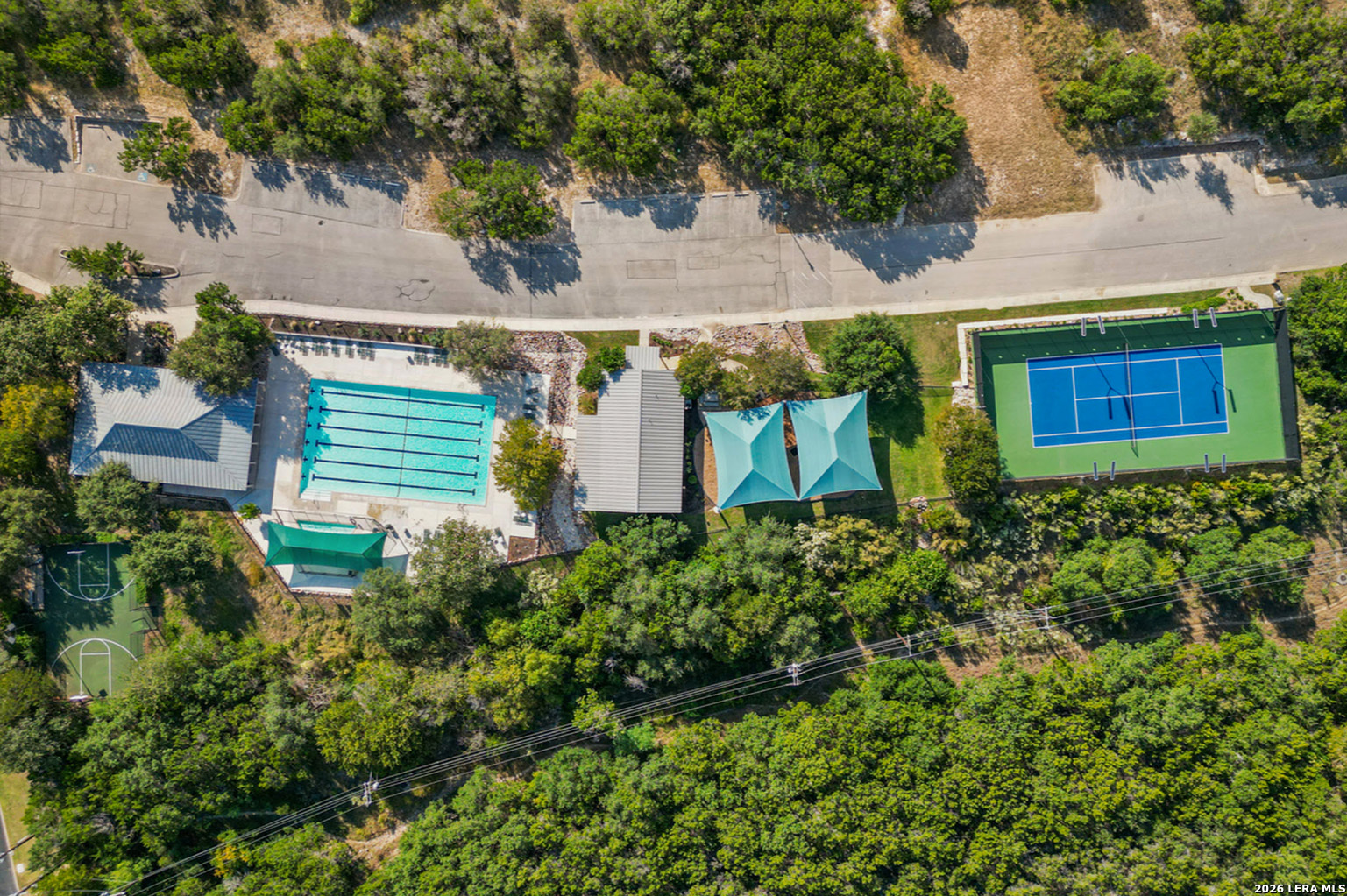 main property photo 34