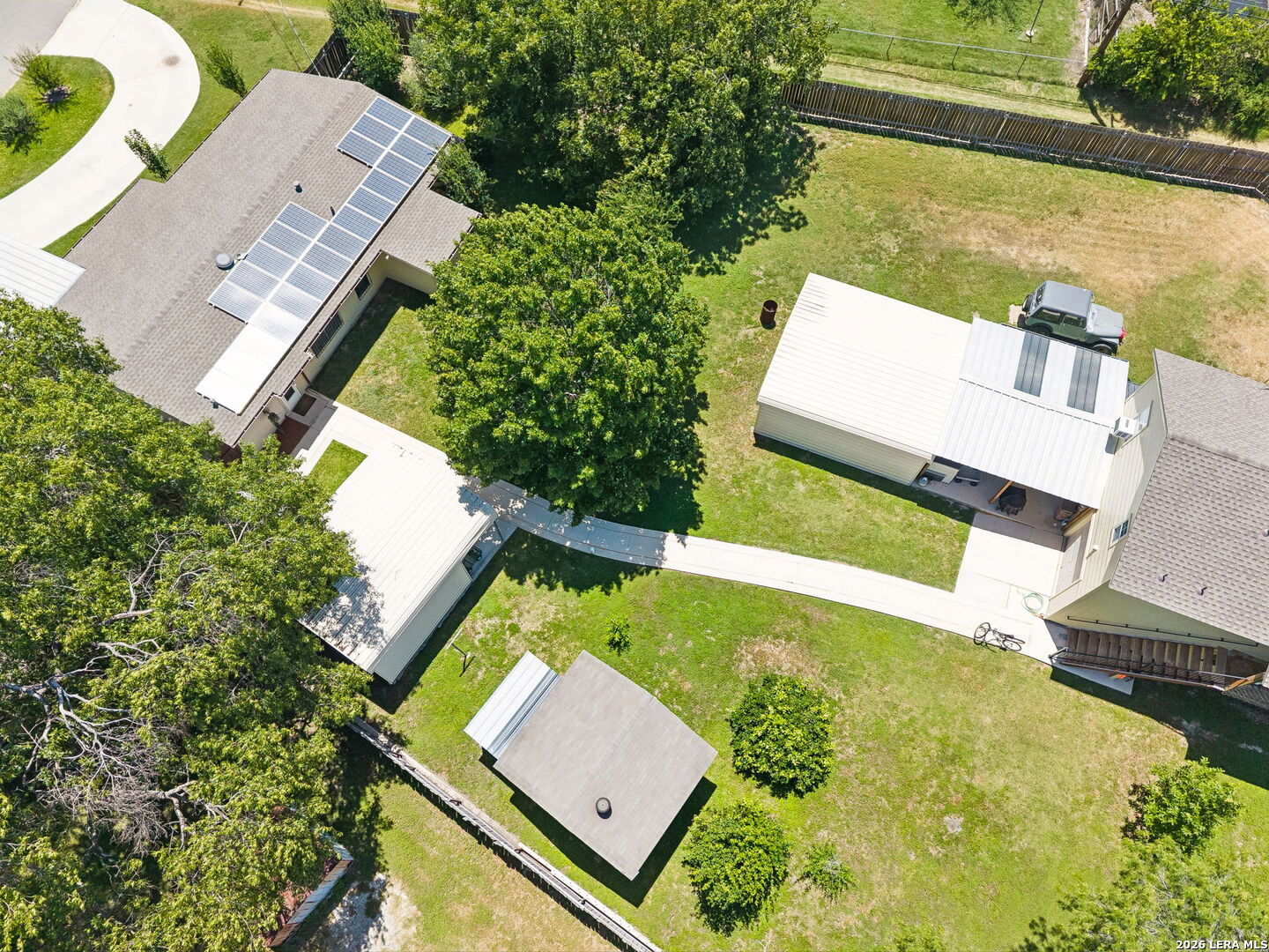 main property photo 36