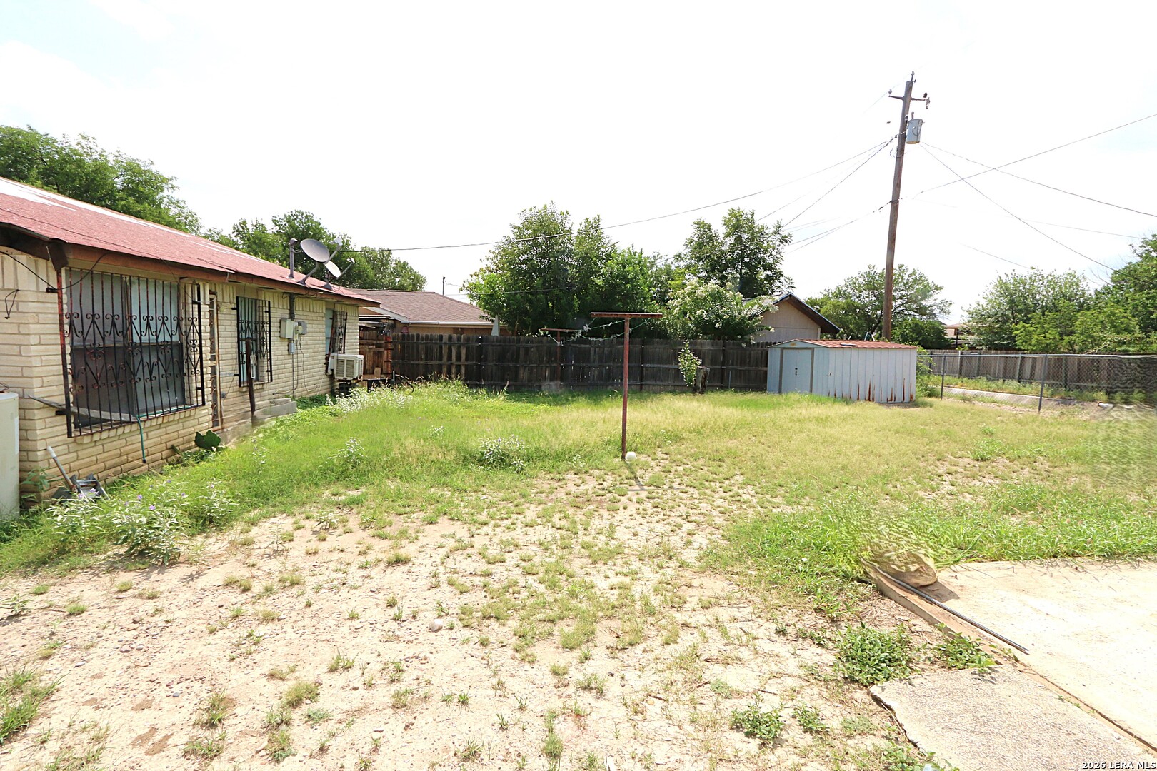 main property photo 20