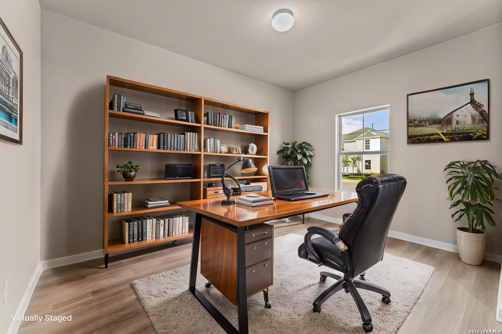 main property photo 10