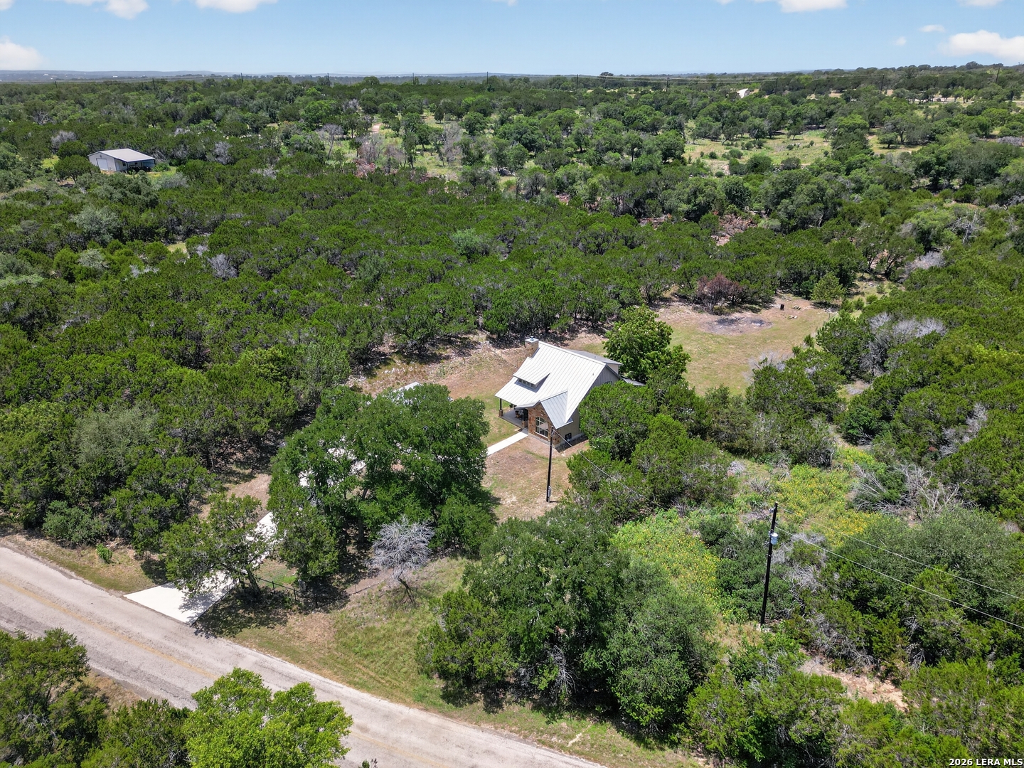 main property photo 35