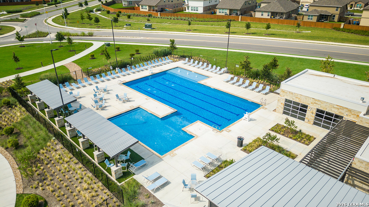 main property photo 48