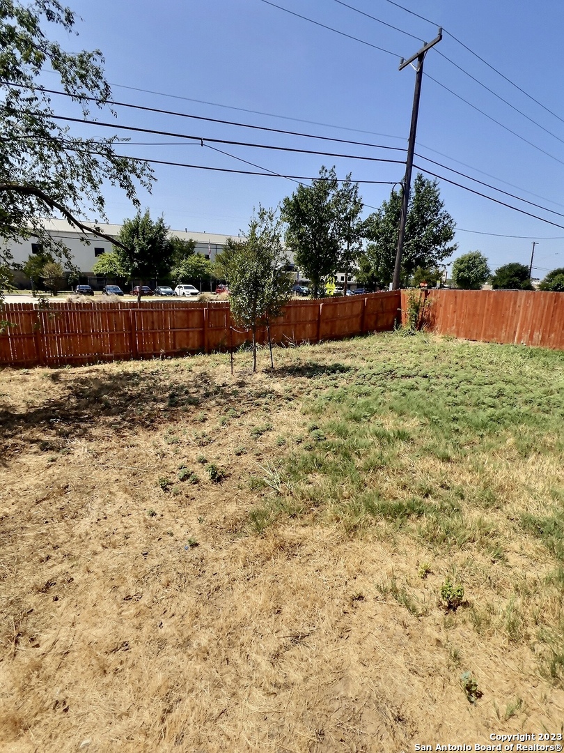 main property photo 15