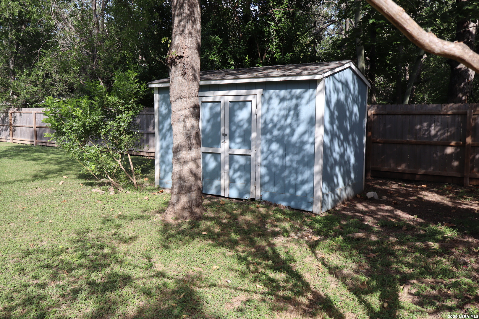 main property photo 24