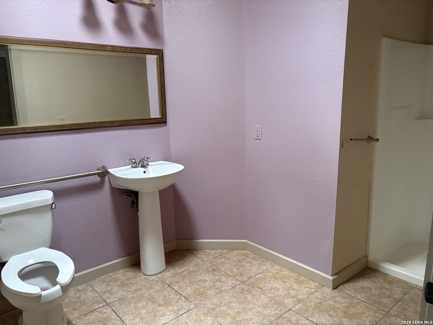 main property photo 10
