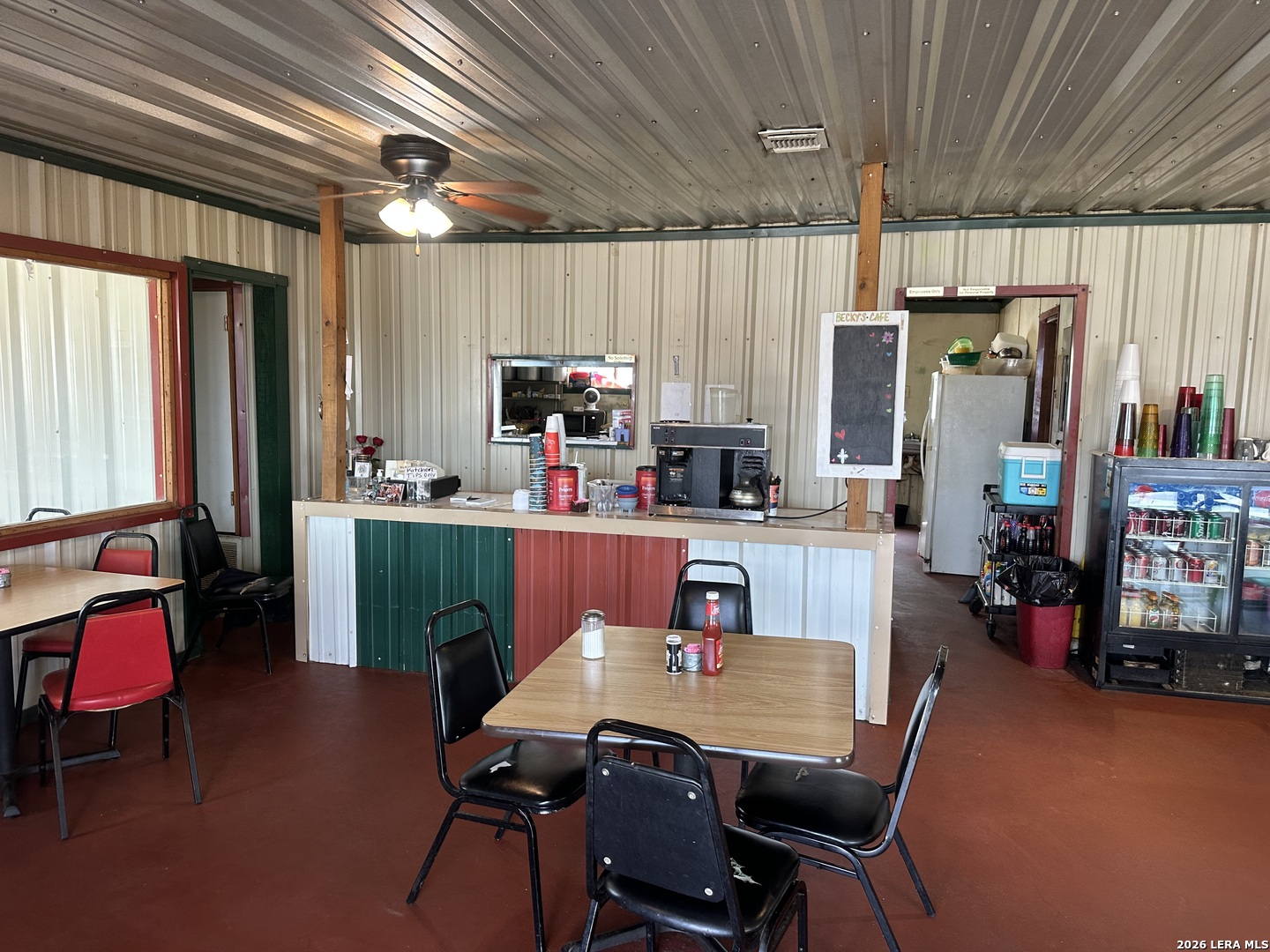 main property photo 13