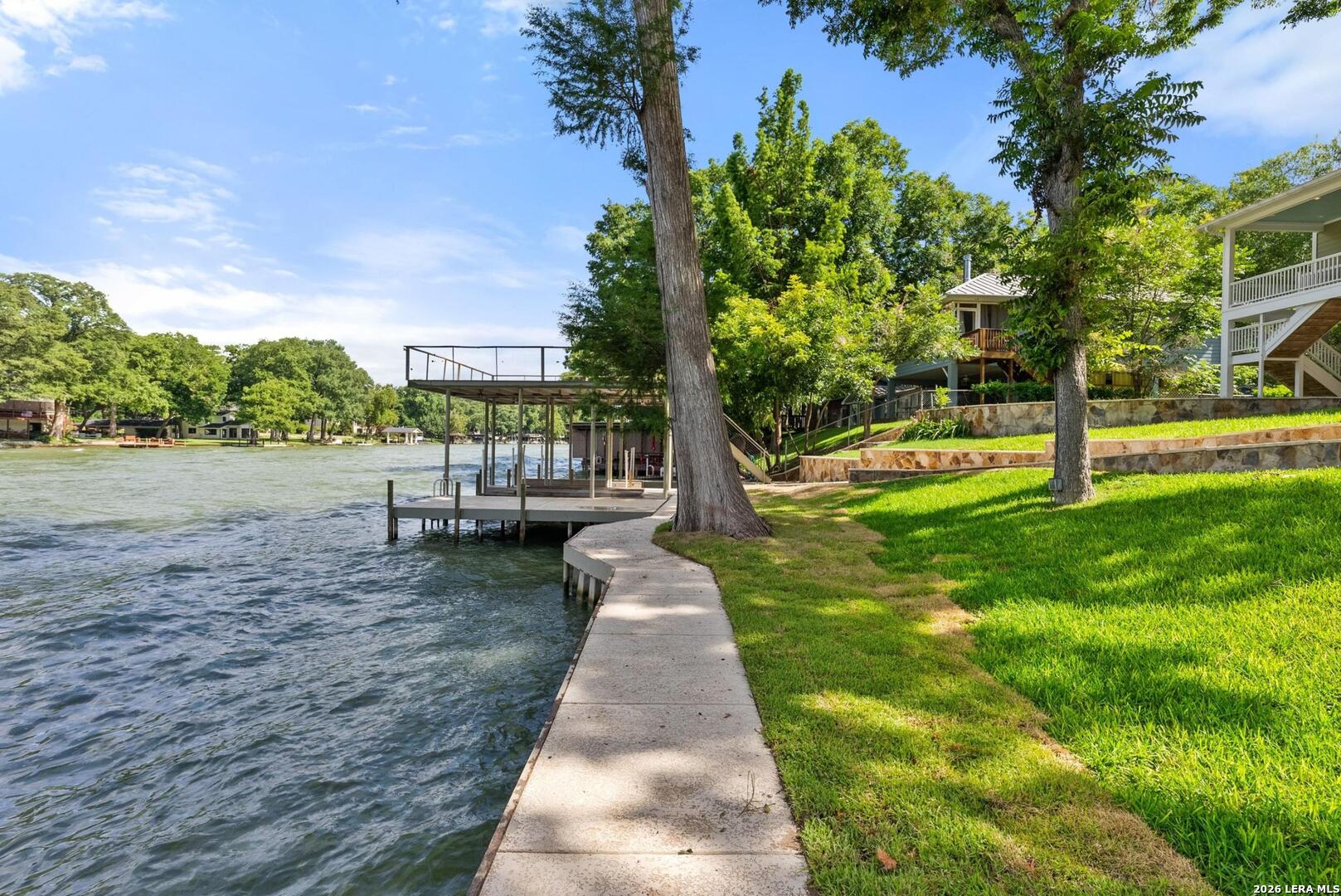 main property photo 40
