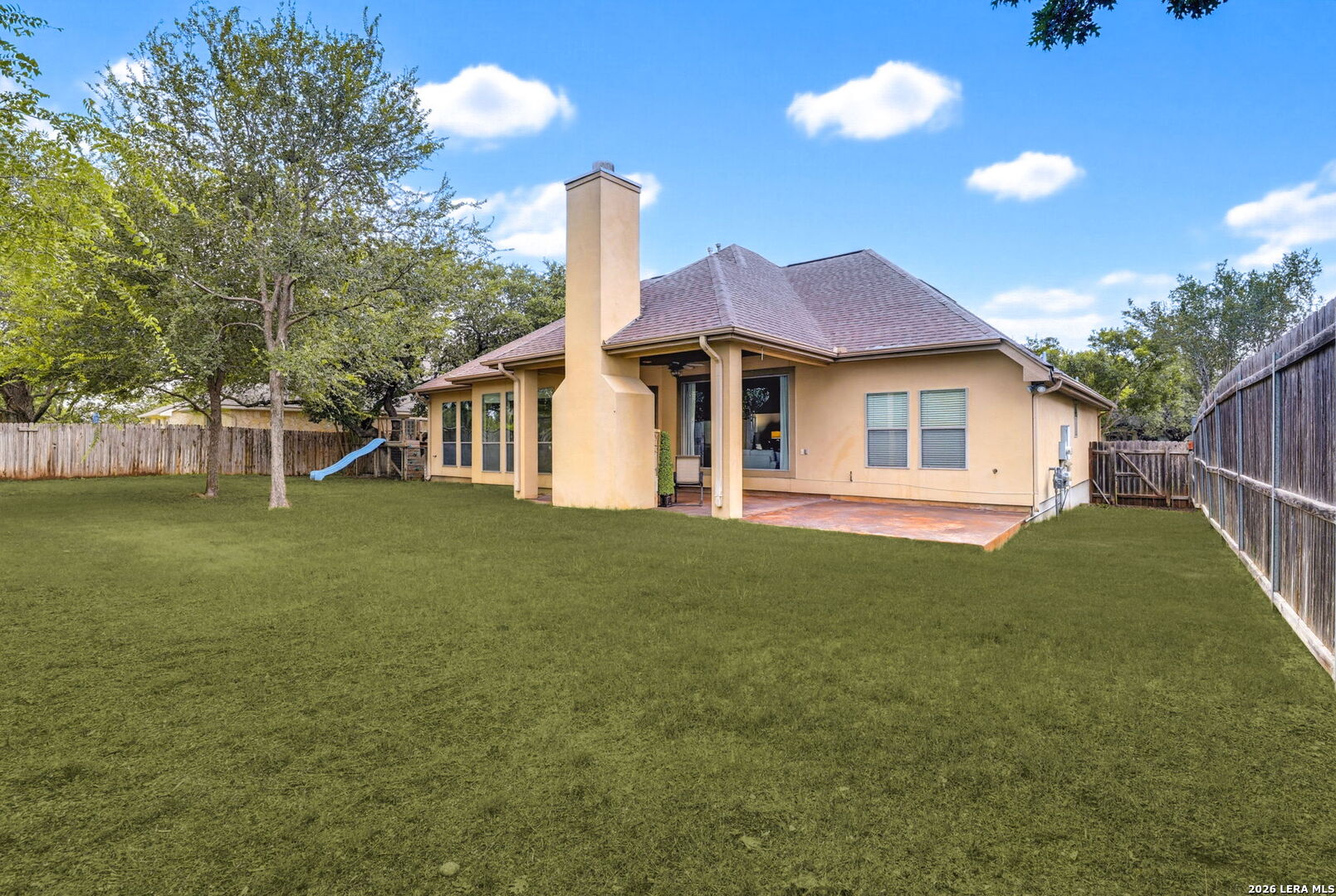 main property photo 32