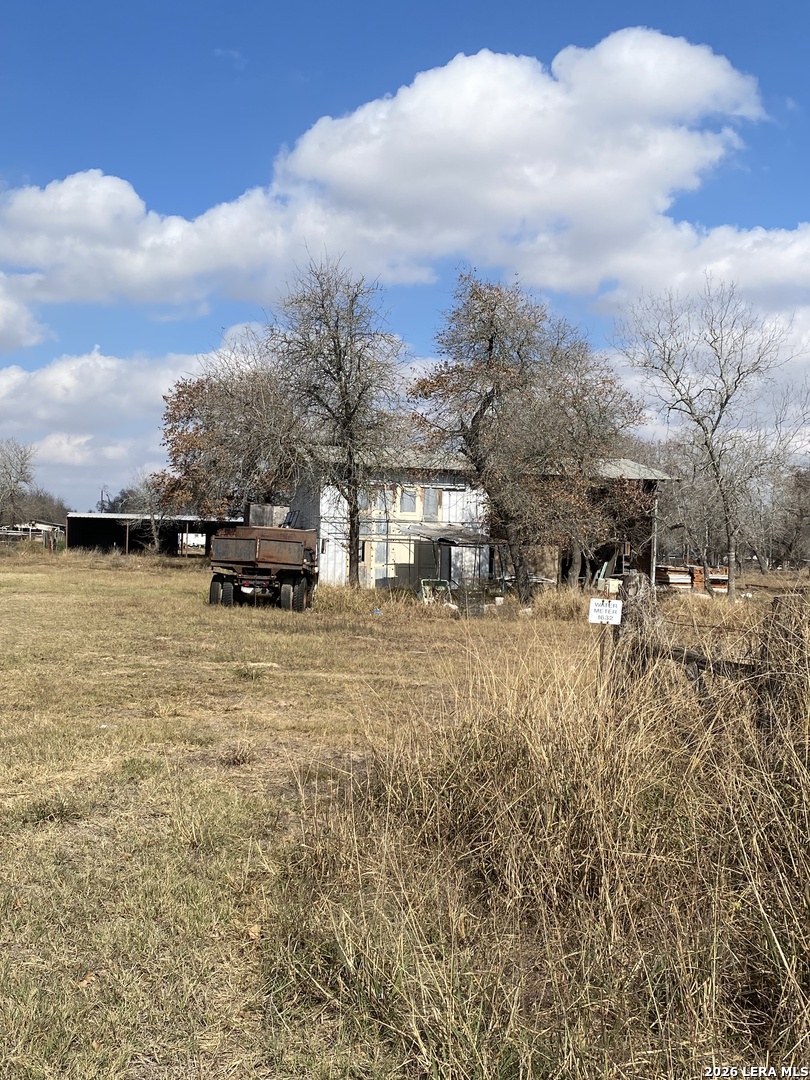main property photo 8