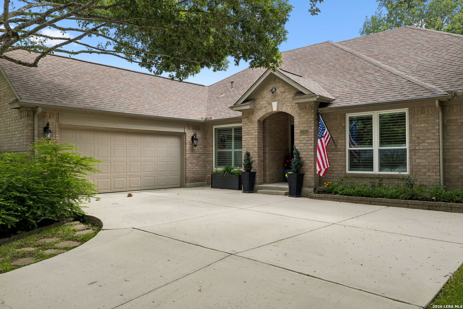 main property photo 54