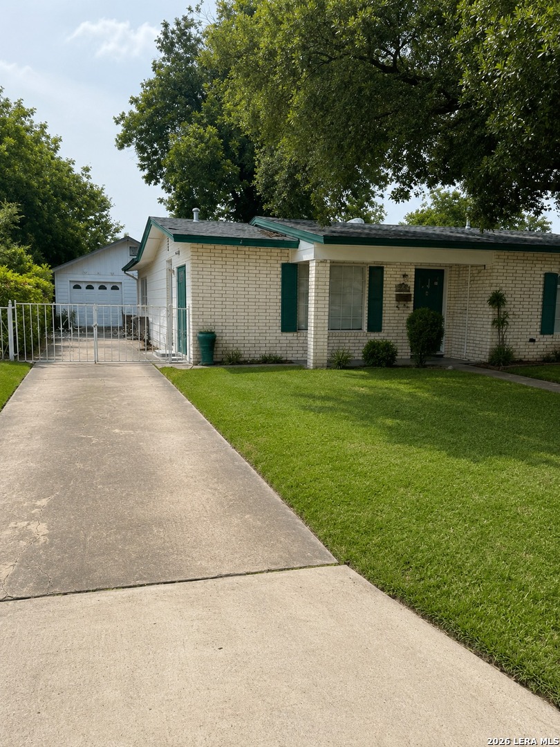 main property photo 2