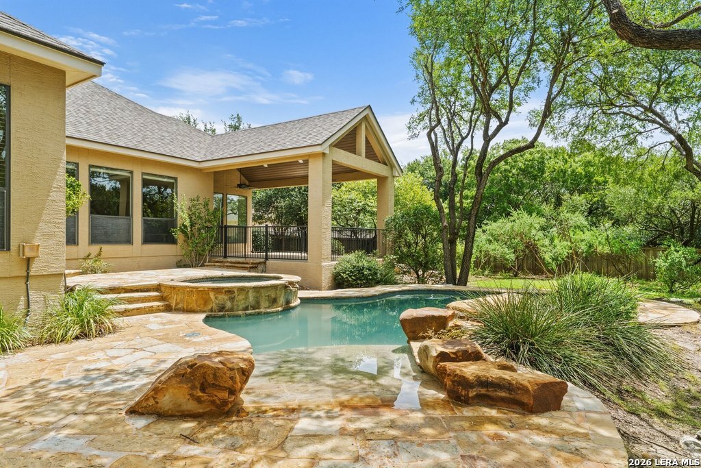 main property photo 35