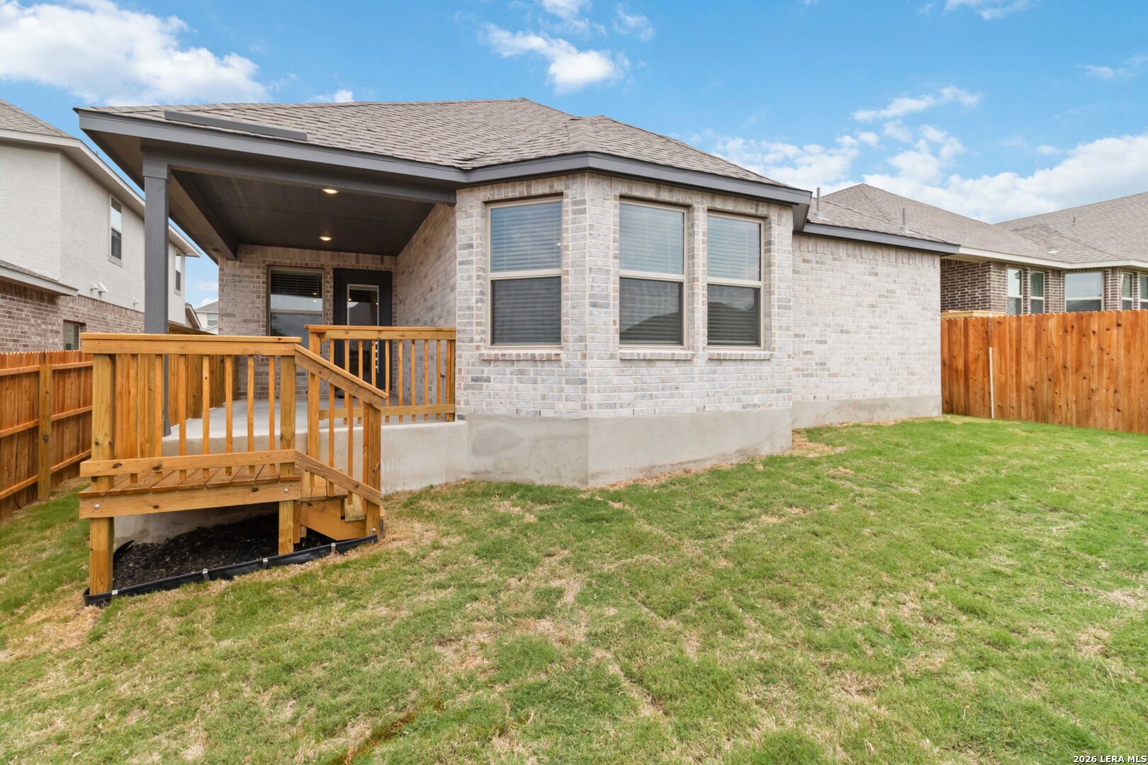 main property photo 20