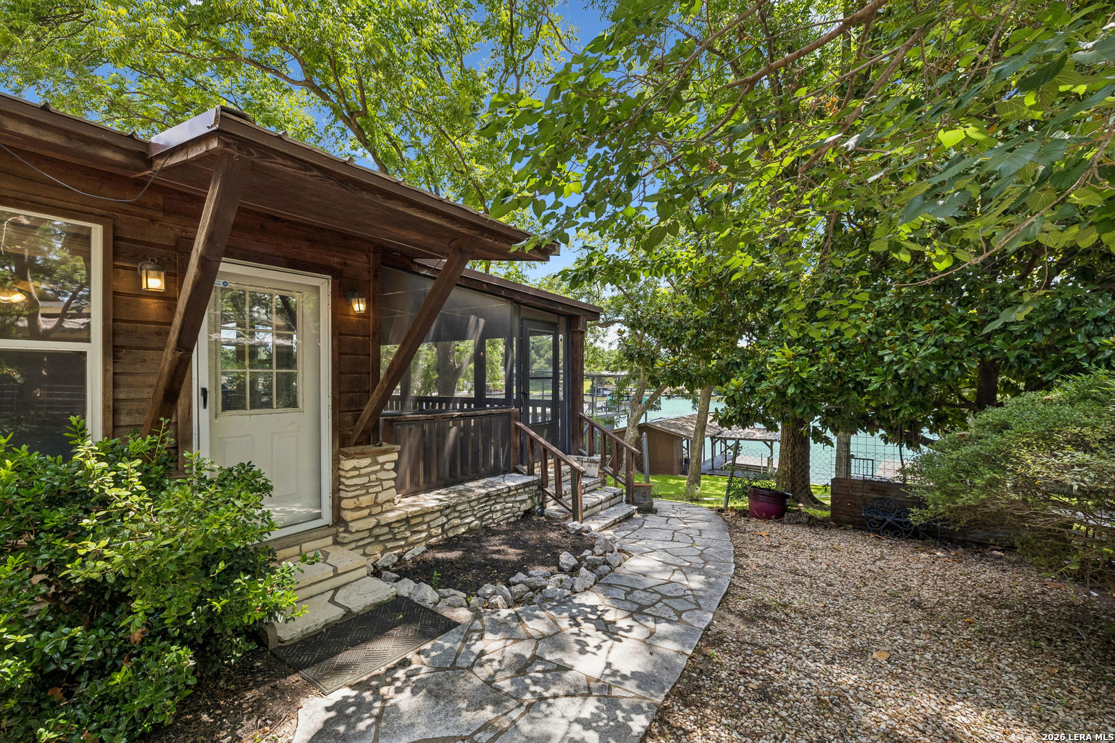 main property photo 36