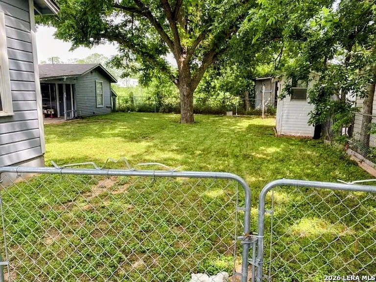 main property photo 14