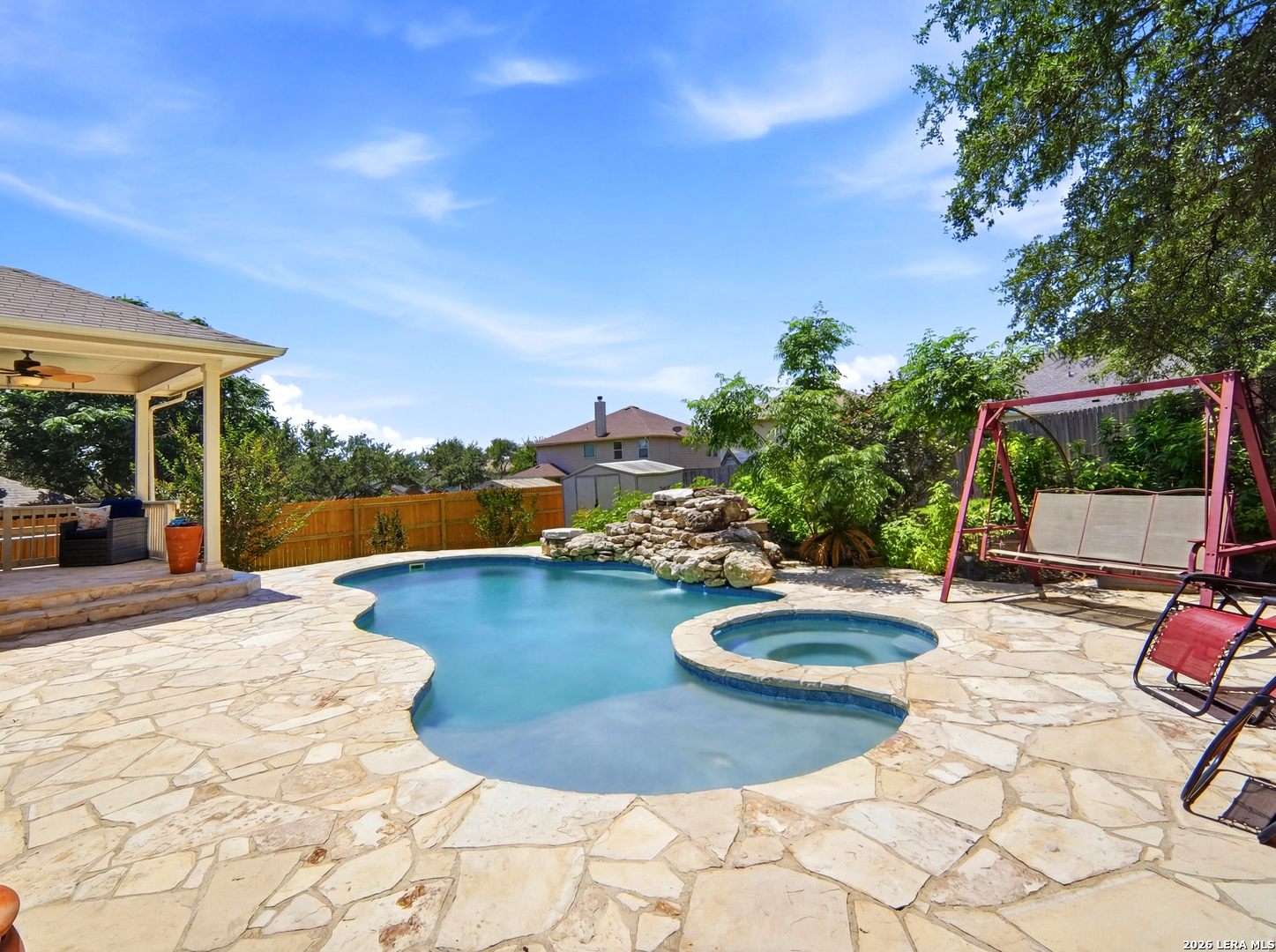 main property photo 41