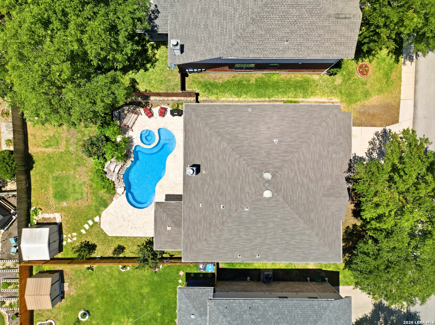main property photo 50