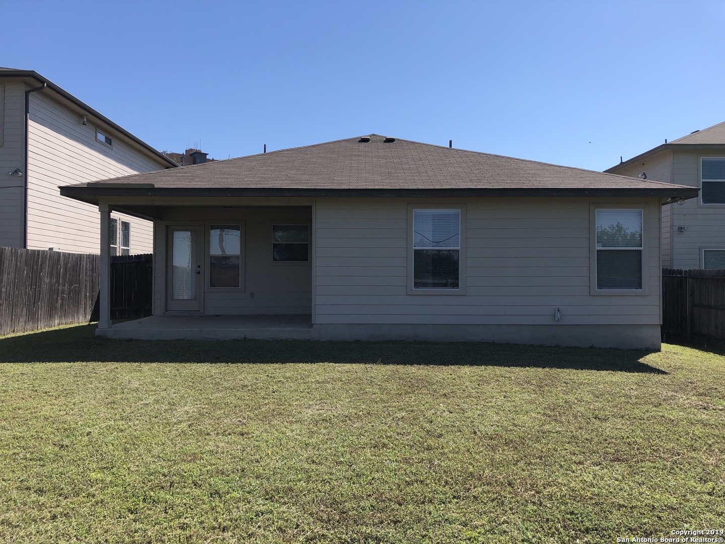 main property photo 17
