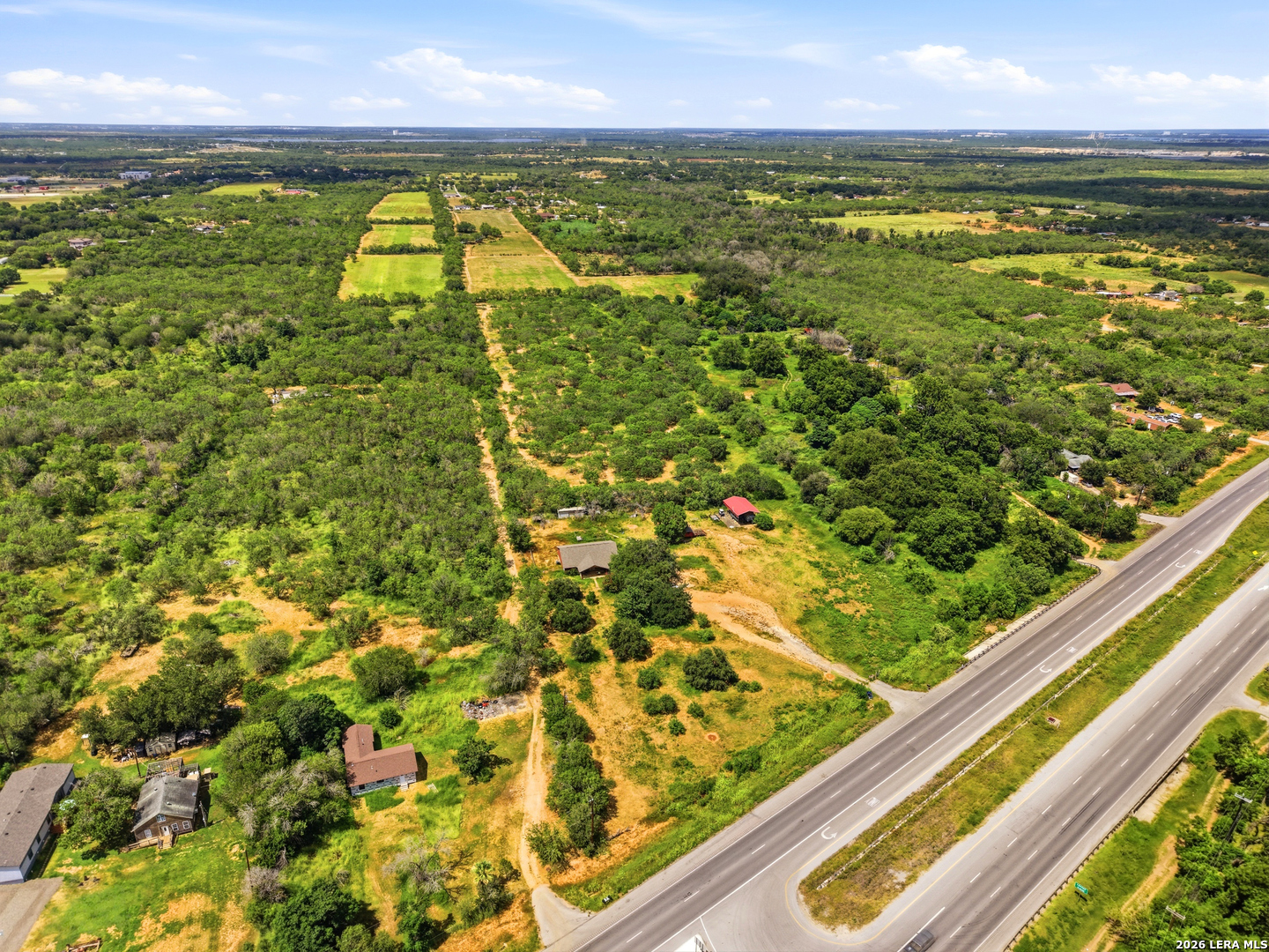 main property photo 18