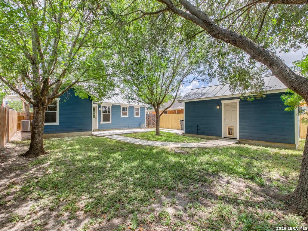main property photo 24