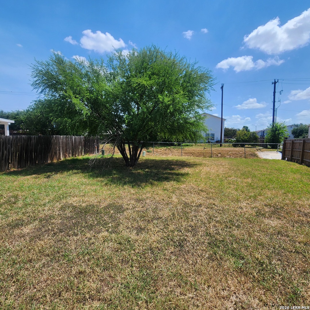 main property photo 10