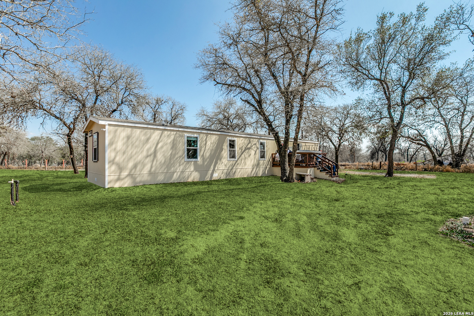 main property photo 23