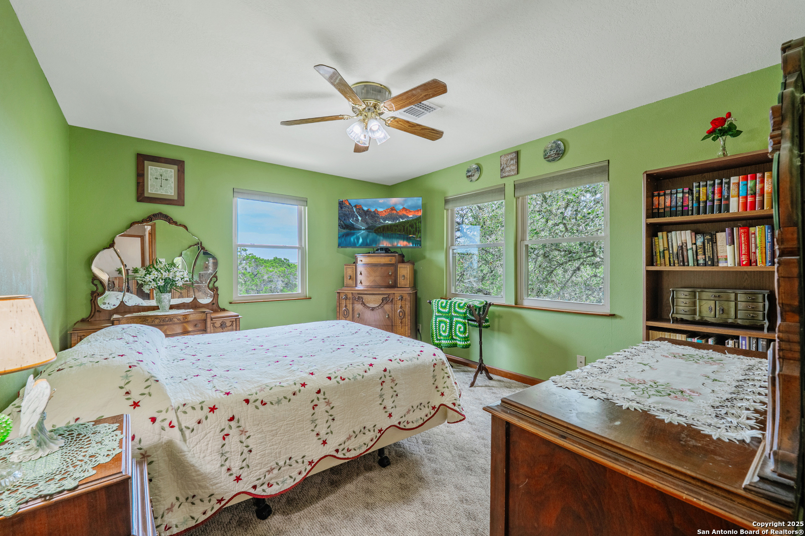main property photo 19